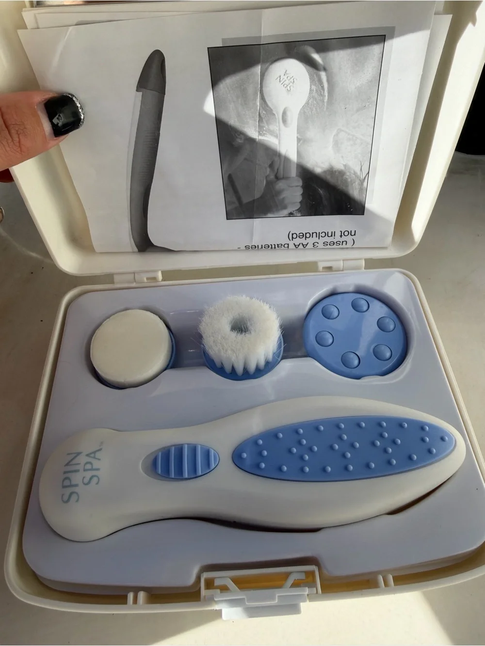 Facial Cleaning Kit - White